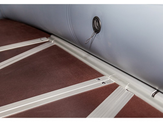 Надувная лодка ПВХ Polar Bird 385M в Красноярске