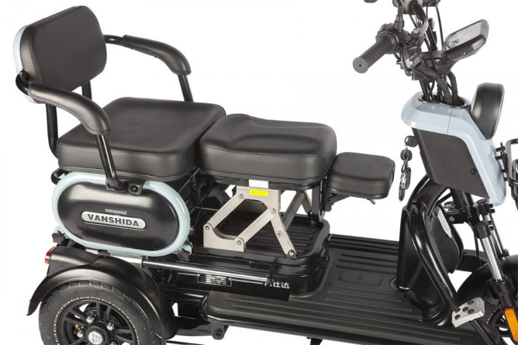 Электротрицикл Wanshida UN MOTO в Красноярске