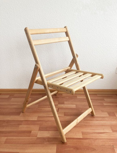 Стул складной деревянный в Красноярске