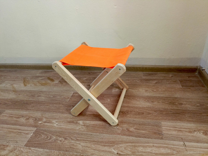 Табурет складной деревянный в Красноярске