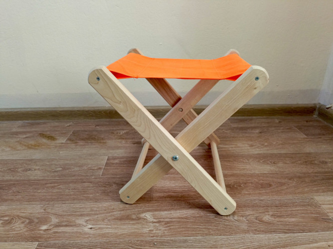 Табурет складной деревянный в Красноярске