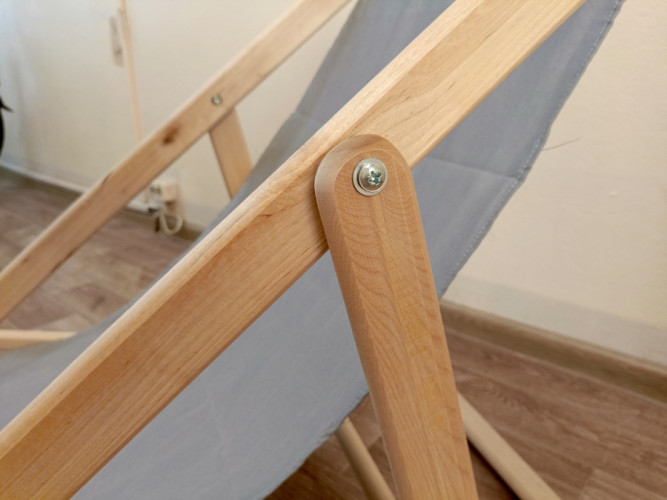 Кресло-шезлонг деревянное складное в Красноярске