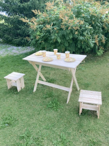 Стол складной деревянный в Красноярске