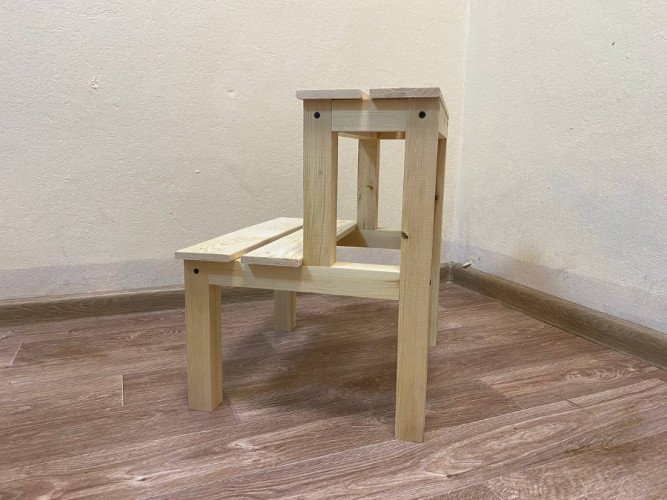 Табурет-стремянка деревянный в Красноярске